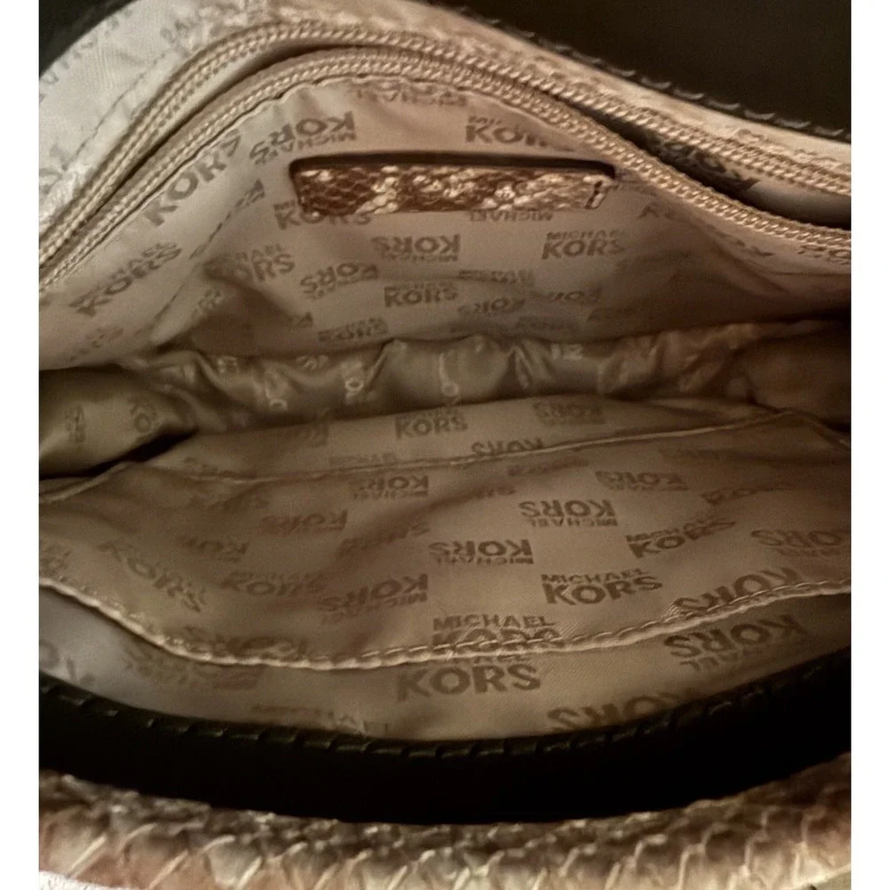 MICHAEL Michael Kors Jamie Saddle Bag Tan Suede‎ Snake print Crossbody 469$